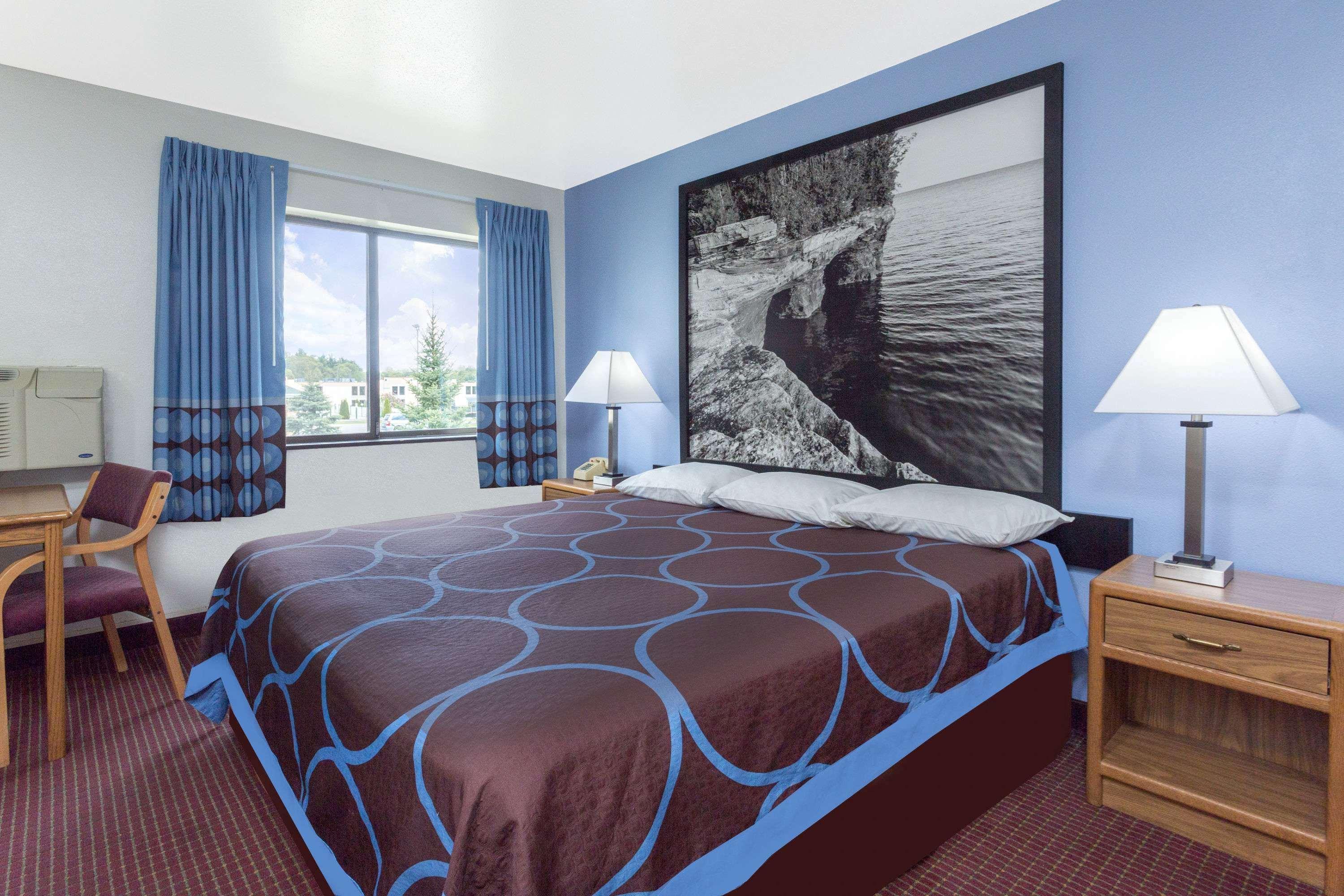 Hotel Super 8 By Wyndham Wisconsin Dells Exterior foto